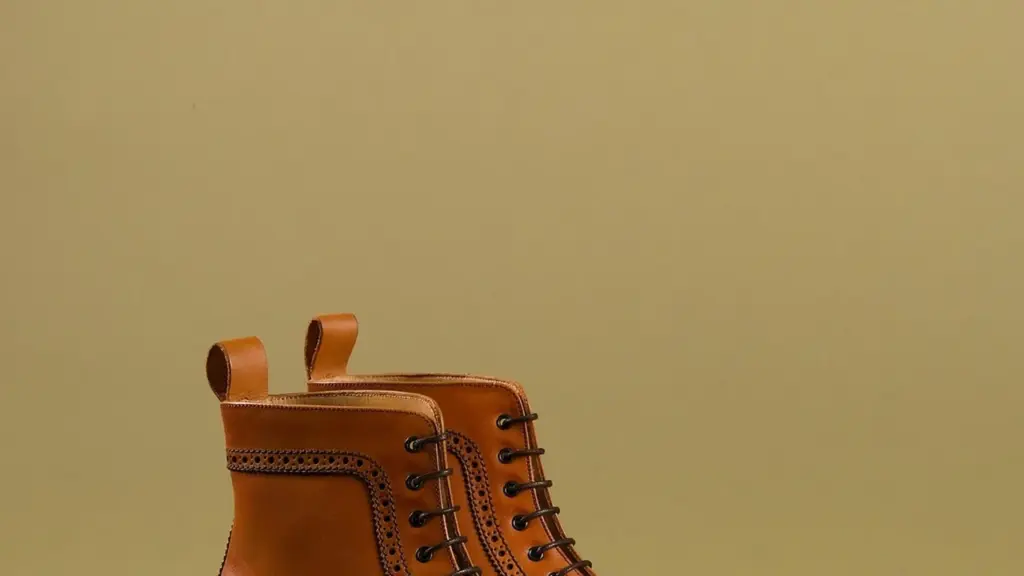 What Is Mink Oil Used For? Your Guide to Leather Care and Origins