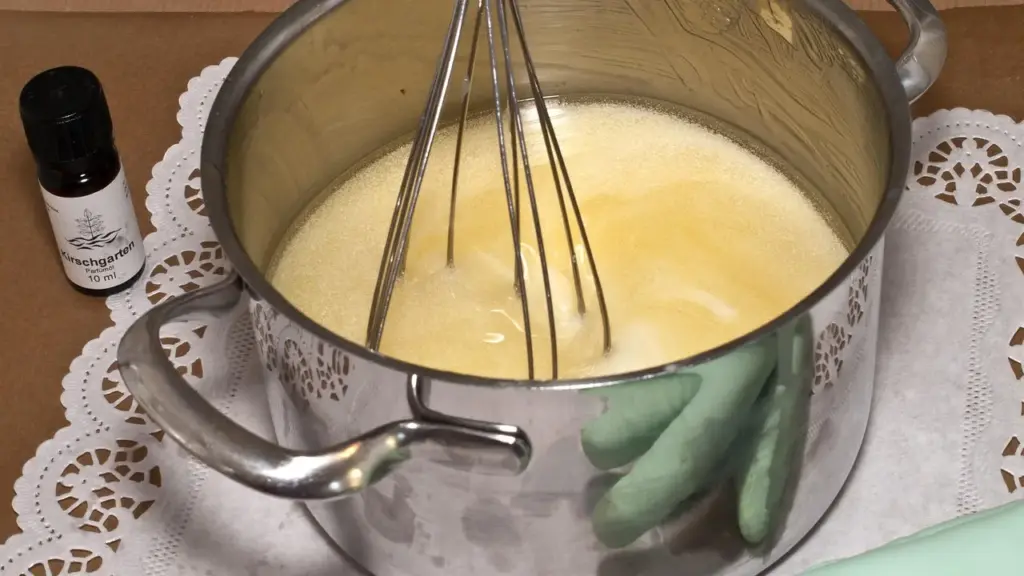 What Are the Best Substitutes for Coconut Oil in Cooking and Skincare?