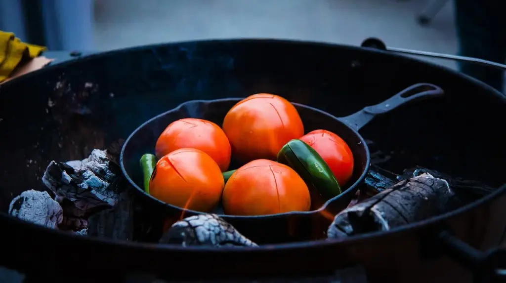 Can Cooking Oil Season Cast Iron? The Polymerization Truth