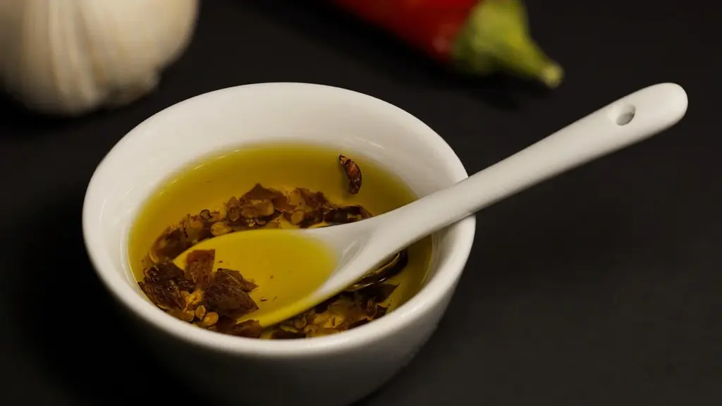 Which Cooking Oils Are Healthiest for Your Heart, High Heat, and Nutrient Absorption?